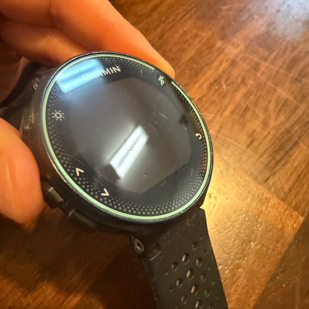 Garmin Forerunner 235 watch - Picture 3 of 9